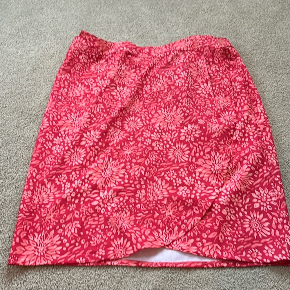 Ripskirt Hawaii Pink and Red Floral Pencil Skirt